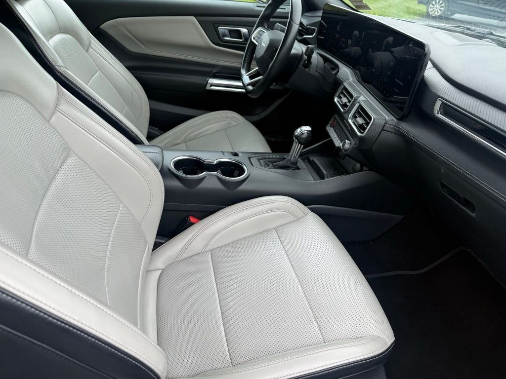 2024 Ford Mustang EcoBoost Premium