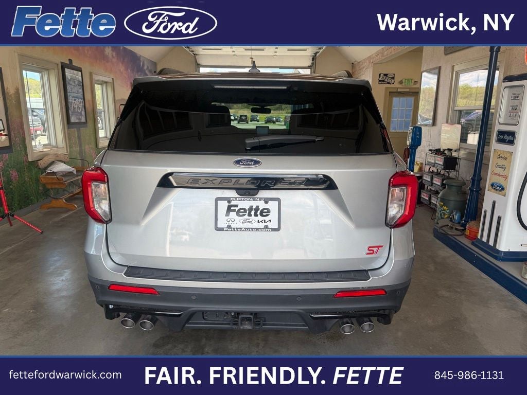 2023 Ford Explorer ST