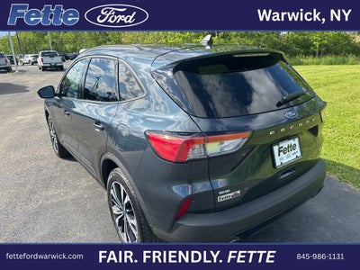 2022 Ford Escape SE