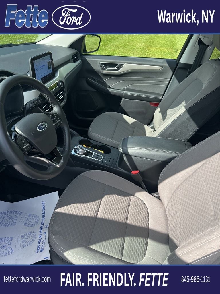 2022 Ford Escape SE