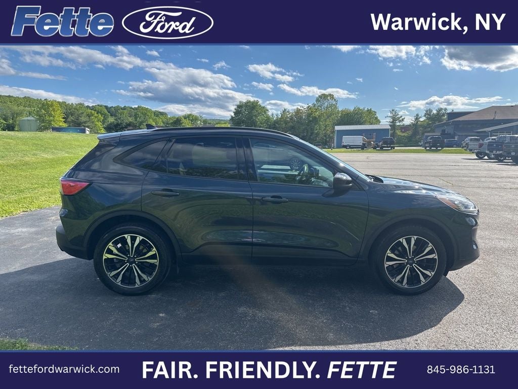 2022 Ford Escape SE