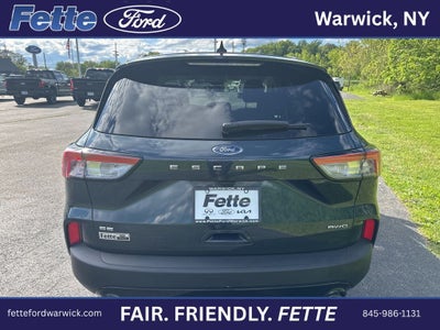 2022 Ford Escape SE