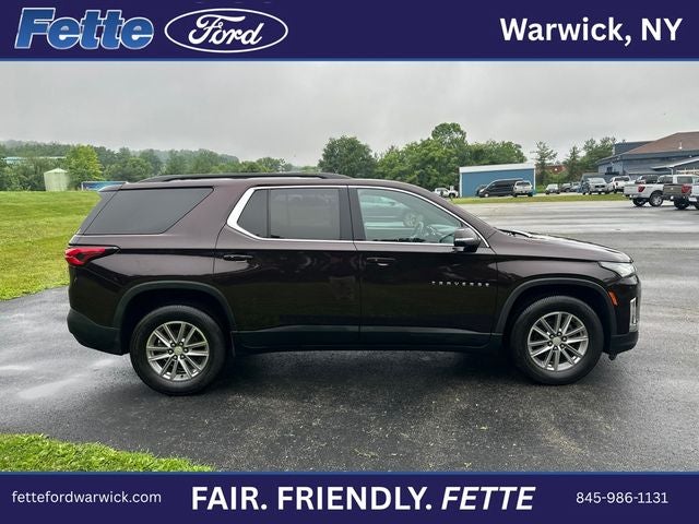 2022 Chevrolet Traverse LT Leather