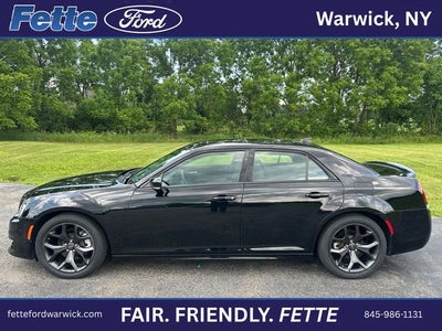 2023 Chrysler 300 S