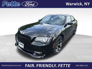 2023 Chrysler 300 S