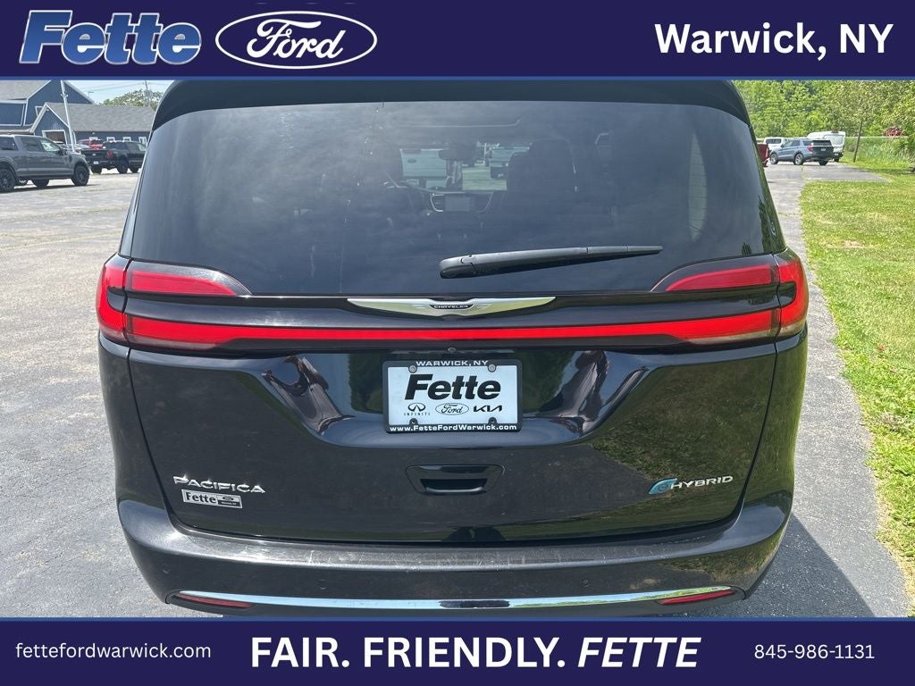 2023 Chrysler Pacifica Hybrid Limited