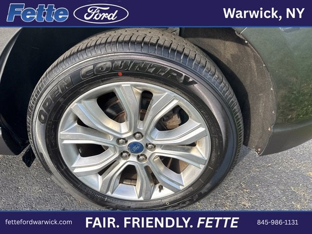 2020 Ford Edge Titanium