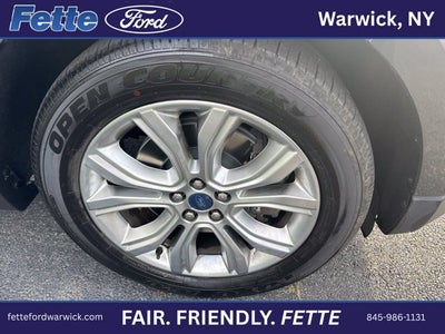 2020 Ford Edge Titanium
