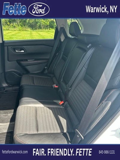 2025 Nissan Rogue Rock Creek