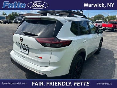 2025 Nissan Rogue Rock Creek