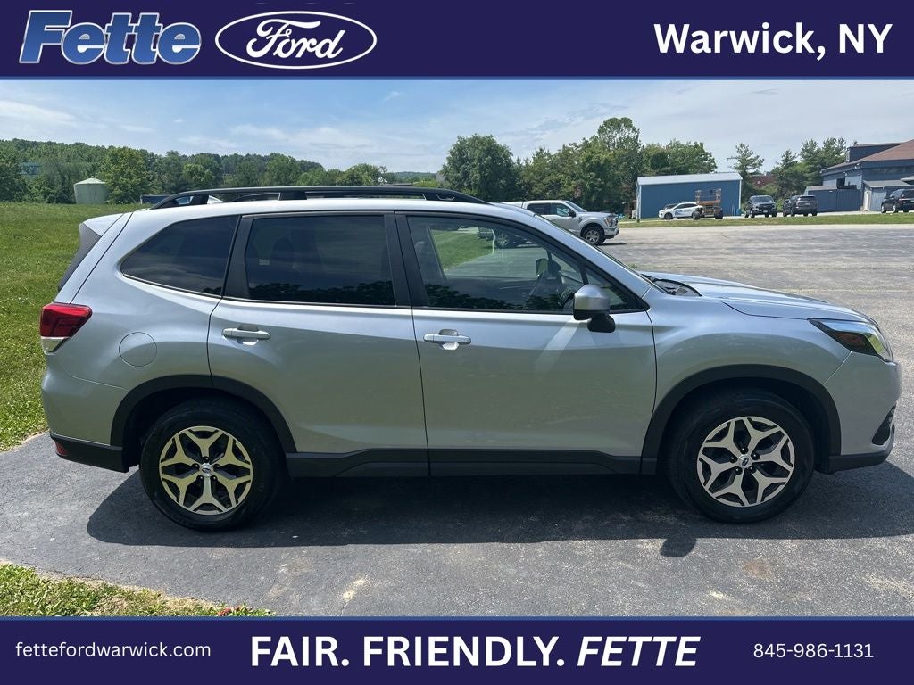 2023 Subaru Forester Premium